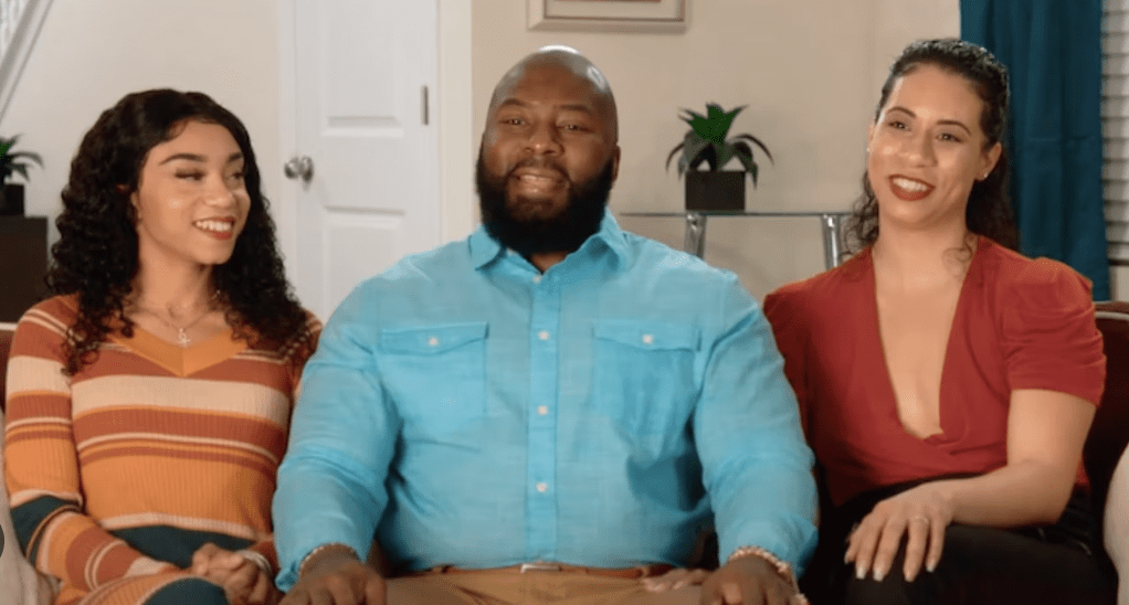 מחפש אחות אחות