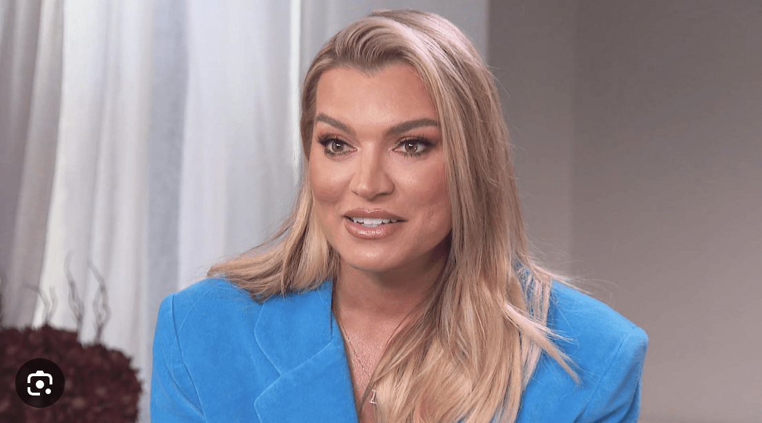 לינדזי האברד