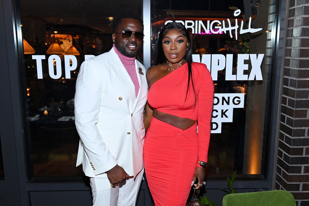 וונדי ואדי אוספו מ- Real Houses of Potomac.