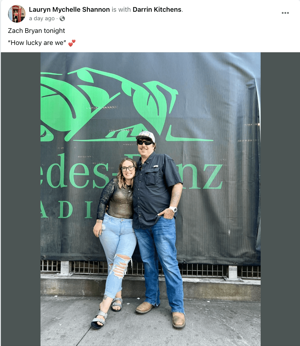 לורין 'דלעת' אפירד ודארין מטבחים