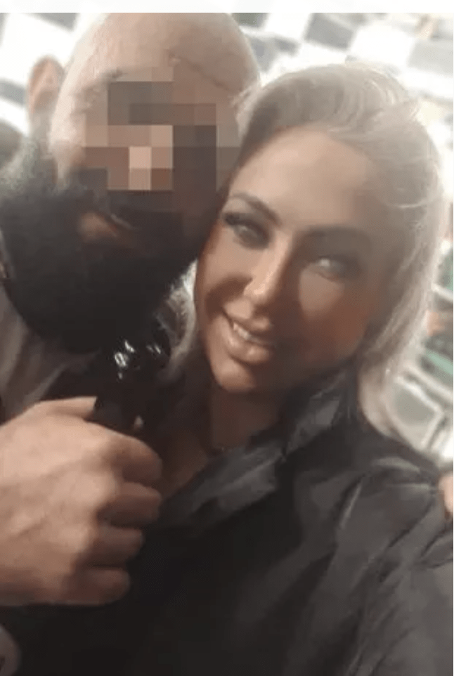 כוכבת הטופ מודל פאולינה לרך