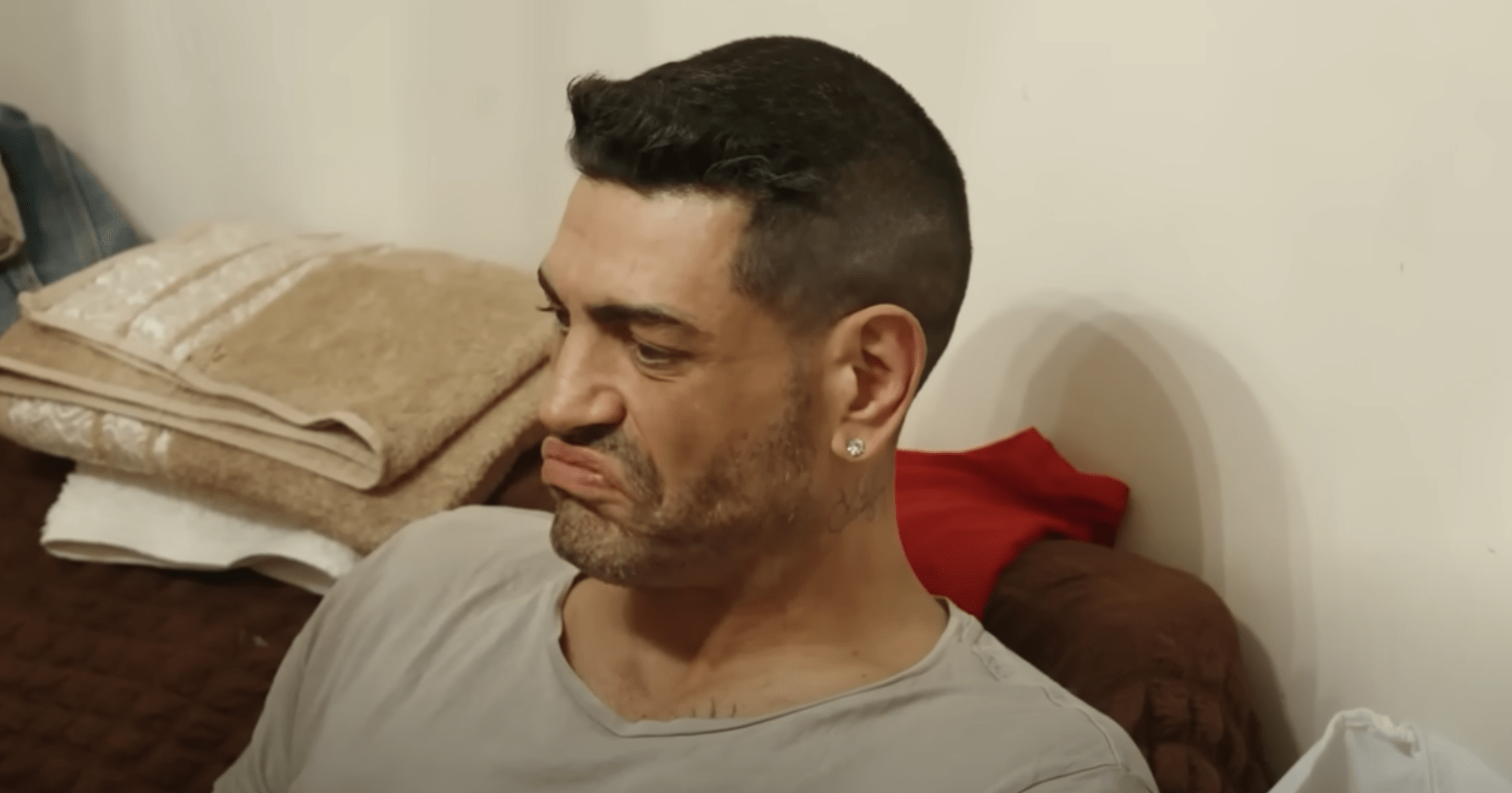 '90 יום ארוס' שכינה גארנר וסרפר גובן