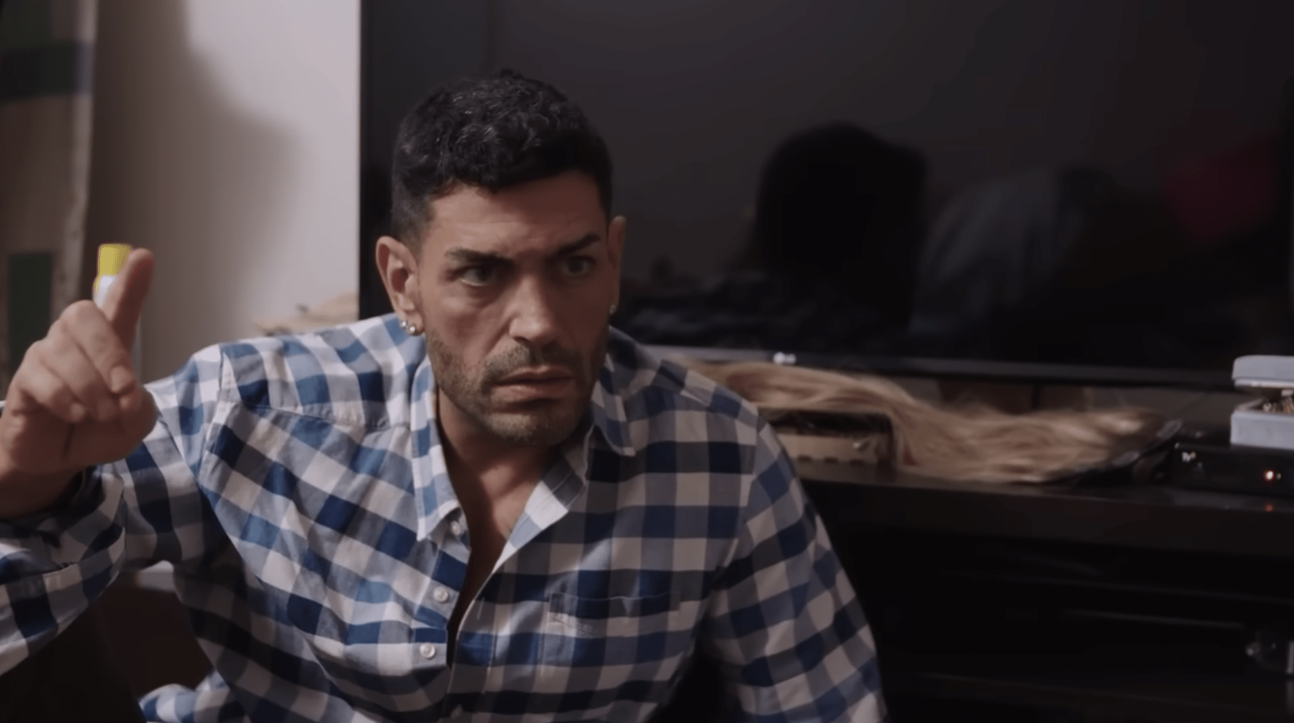 '90 יום ארוס' שכינה גארנר וסרפר גובן