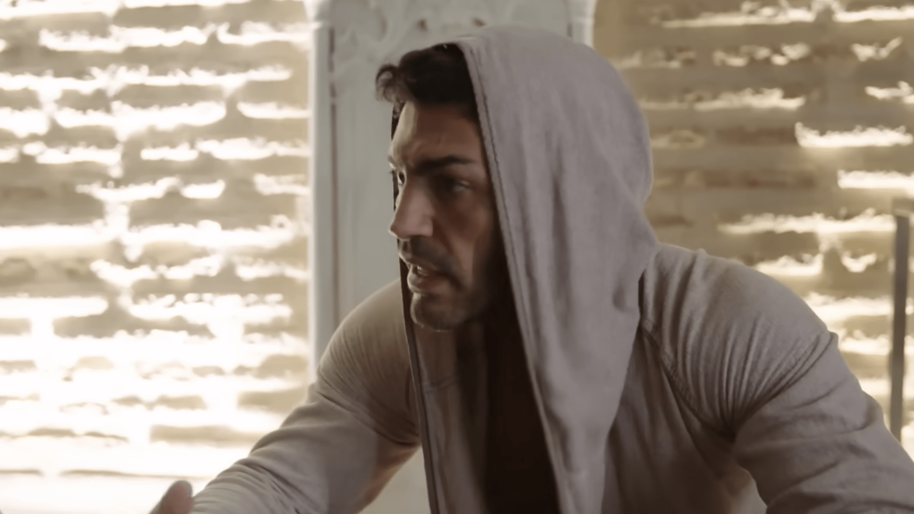 '90 יום ארוס' שכינה גארנר וסרפר גובן