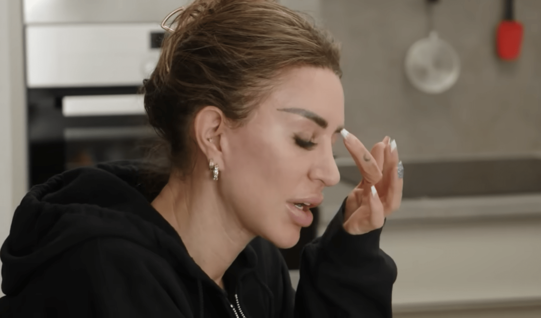 '90 יום ארוס' שכינה גארנר וסרפר גובן